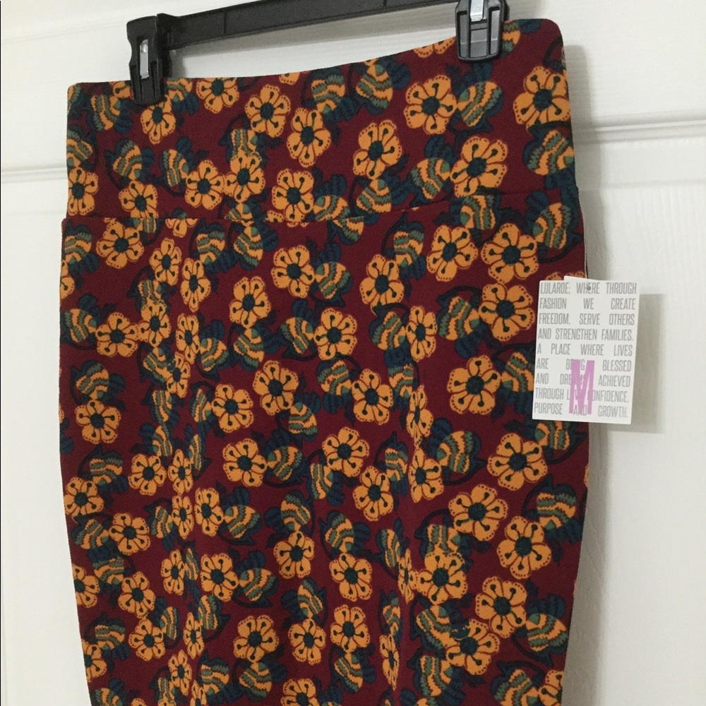 LuLaRoe Cassie